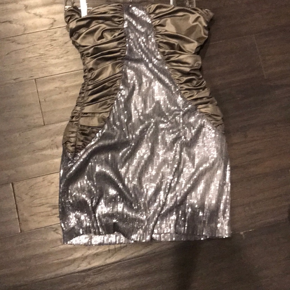 Strapless mini sequins dress
